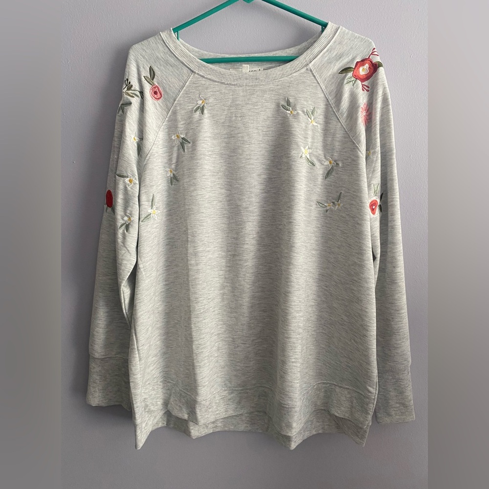 Workshop Republic Clothing Light Gray Crewneck Sweatshirt embroidered details 1x